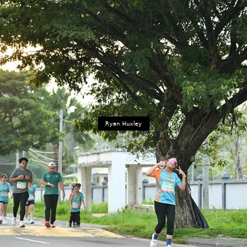 Runner Photo 8242368