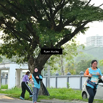 Runner Photo 8242381