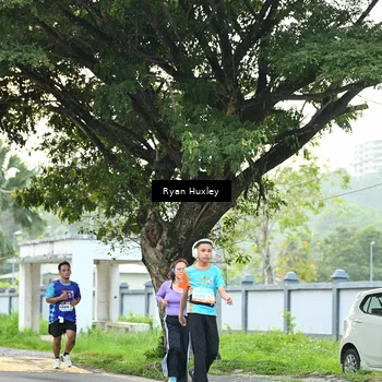 Runner Photo 8242389