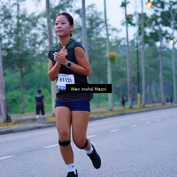 Runner Photo 8242400