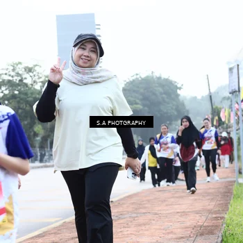 Runner Photo 8242401