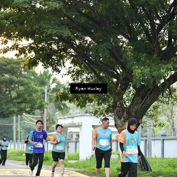 Runner Photo 8242410