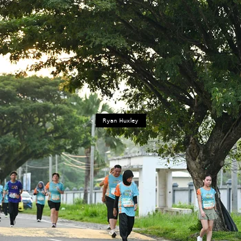 Runner Photo 8242411