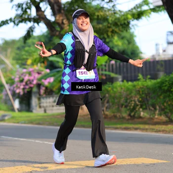 Runner Photo 8242425