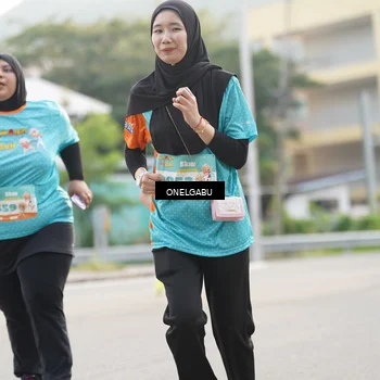 Runner Photo 8242427