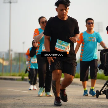 Runner Photo 8242461