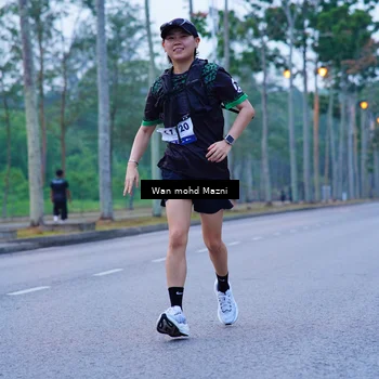 Runner Photo 8242472