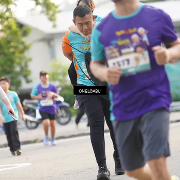 Runner Photo 8242524