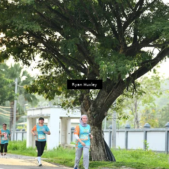 Runner Photo 8242526