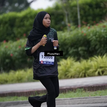 Runner Photo 8242535