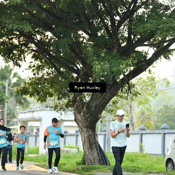Runner Photo 8242539