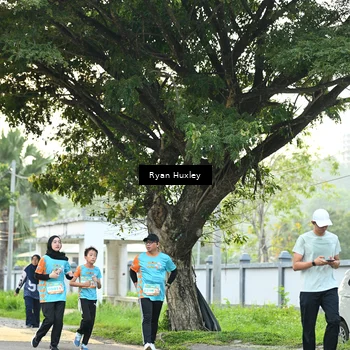Runner Photo 8242542