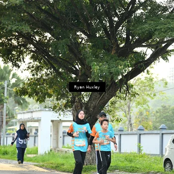 Runner Photo 8242549