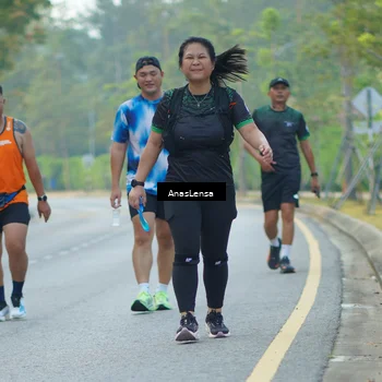 Runner Photo 8242600