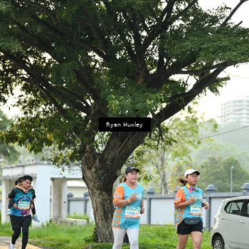 Runner Photo 8242604