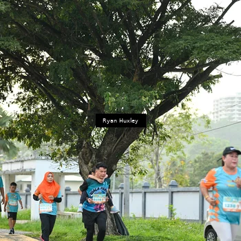 Runner Photo 8242610