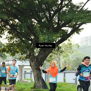 Runner Photo 8242613