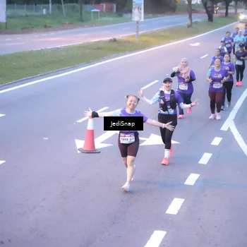 Runner Photo 8242624