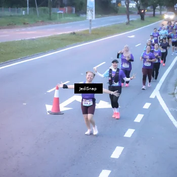 Runner Photo 8242626