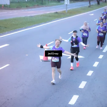 Runner Photo 8242634