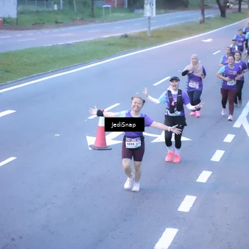 Runner Photo 8242645