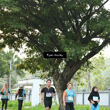 Runner Photo 8242659
