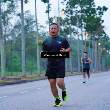 Runner Photo 8242671