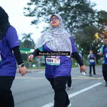 Runner Photo 8242705