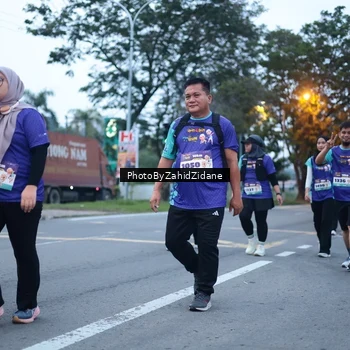 Runner Photo 8242706