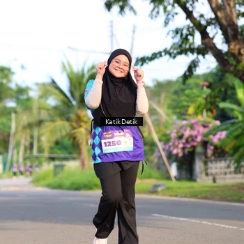 Runner Photo 8242712