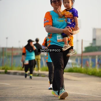 Runner Photo 8242717