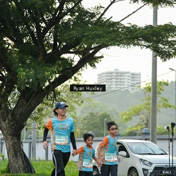 Runner Photo 8242718