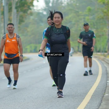 Runner Photo 8242732