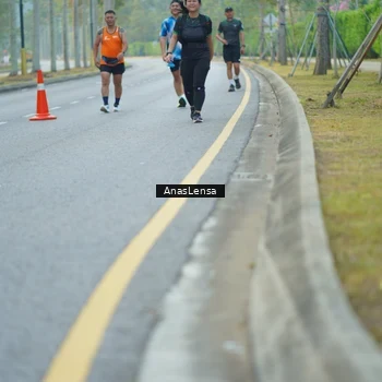 Runner Photo 8242738