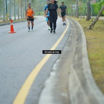 Runner Photo 8242749
