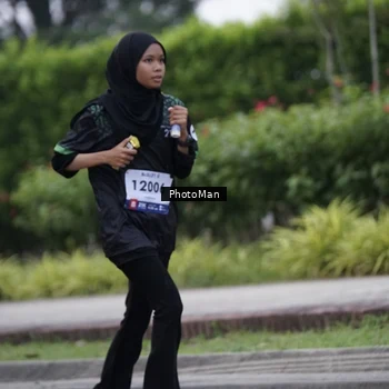Runner Photo 8242755