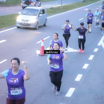 Runner Photo 8242781