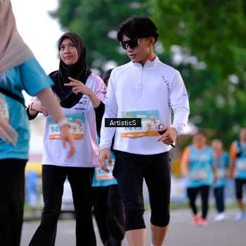 Runner Photo 8242786