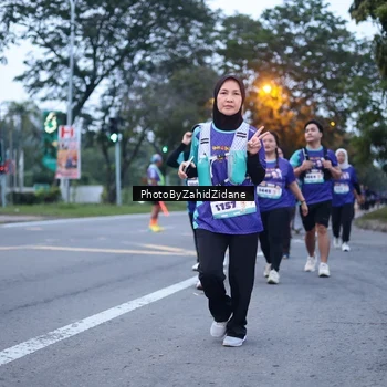 Runner Photo 8242801