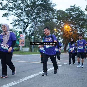 Runner Photo 8242824