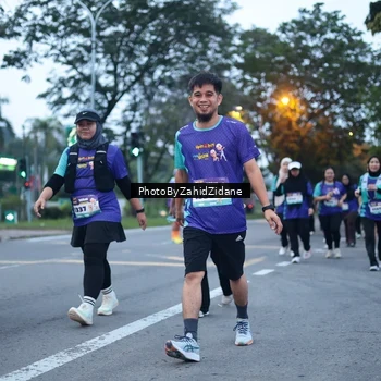 Runner Photo 8242857