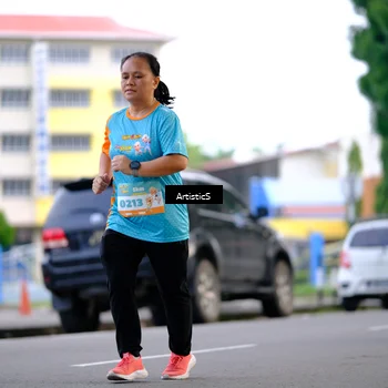 Runner Photo 8242945
