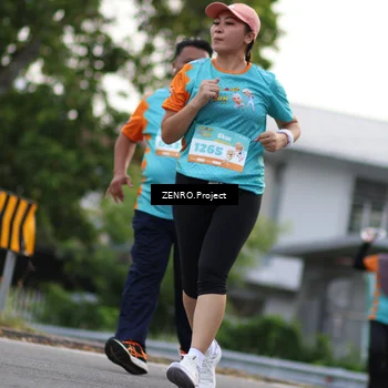 Runner Photo 8243002