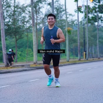Runner Photo 8243056