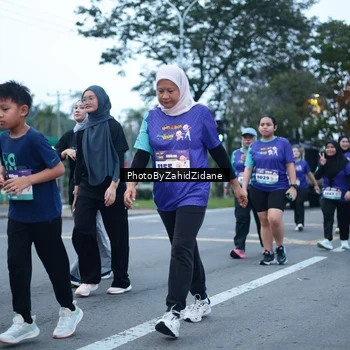 Runner Photo 8243071