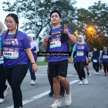 Runner Photo 8243098