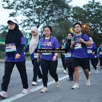 Runner Photo 8243100