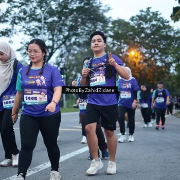 Runner Photo 8243108