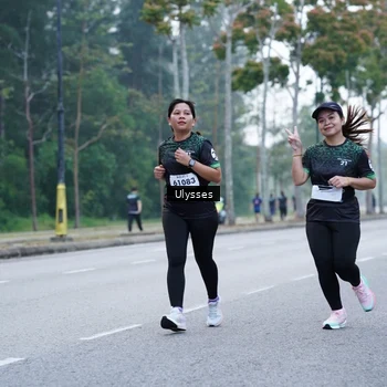 Runner Photo 8243111