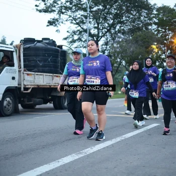 Runner Photo 8243135